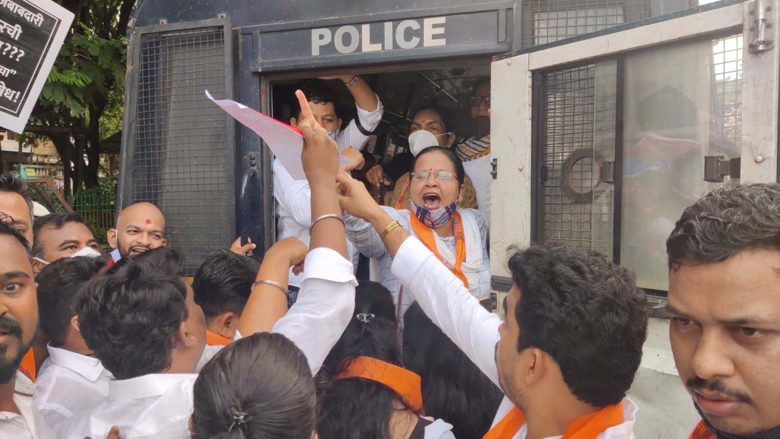 Adarsh Swarajya | नवी मुंबई मनसेचे राज्य सरकारविरुद्ध आंदोलन