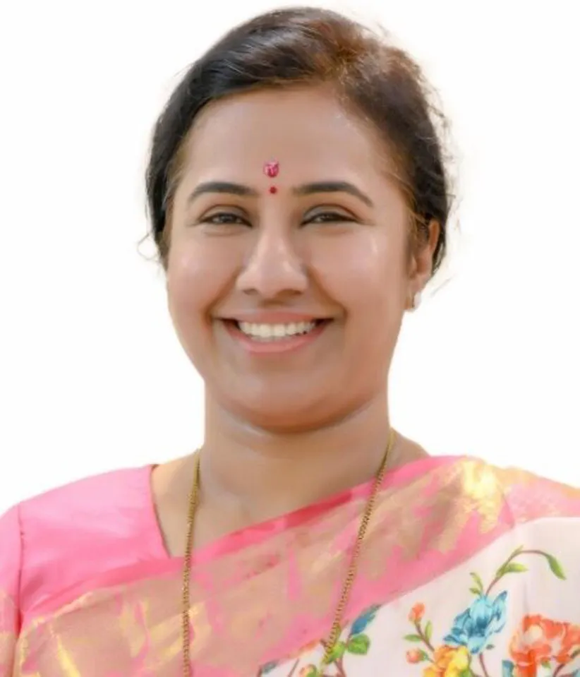 Adarsh Swarajya | राज्यमंत्री मेघना साकोरे-बोर्डीकर यांना प्रतिष्ठेचा...