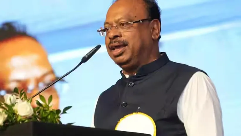 Adarsh Swarajya | तुकडे बंदी कायदा रद्द करण्याची घोषणा