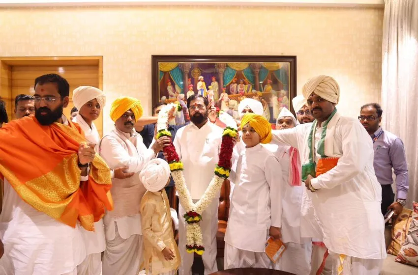 Adarsh Swarajya | उपमुख्यमंत्री एकनाथ शिंदे यांना “भक्तशिरोमणी संत श्री...