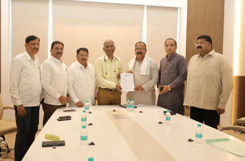 Adarsh Swarajya | मतदारयाद्यांची विशेष पुनरीक्षण मोहीम (SIR) निष्पक्ष असावी...